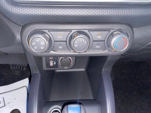 2024 Nissan Kicks S Xtronic CVT&#174; S